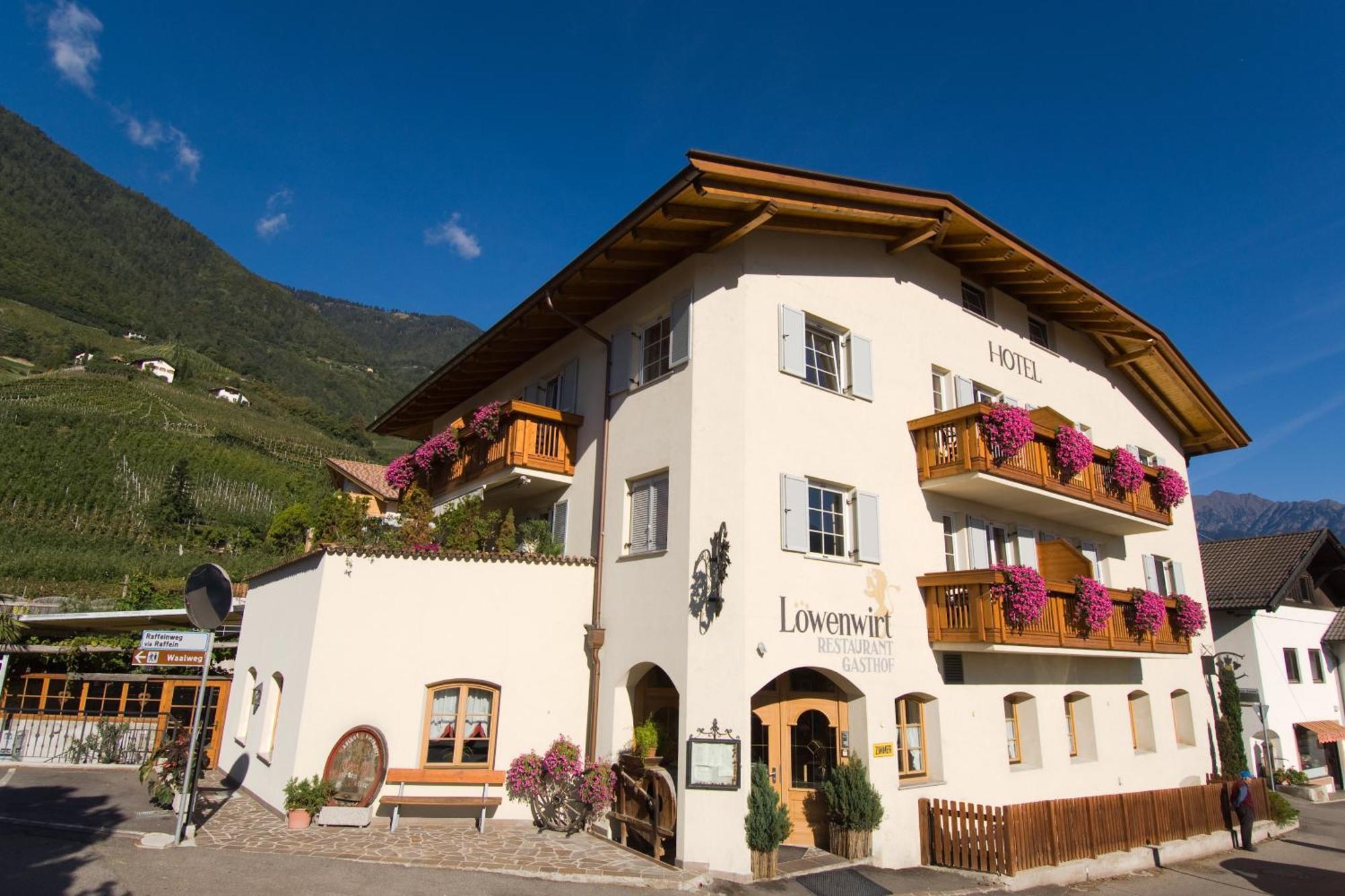 Hotel Loewenwirt Tscherms Zewnętrze zdjęcie